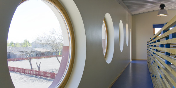 Puertas y Ventanas Insonorizadas de Aluminio / PVC Girona · Ojo de Buey, Curvada y Antiruido